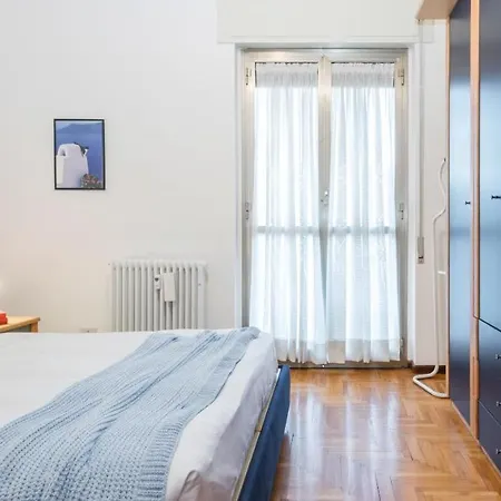 Altido 1br Apt With Terrace, Near Saporiti And 아파트